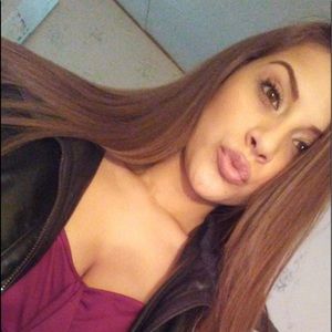 Meet your Posher, Alondra